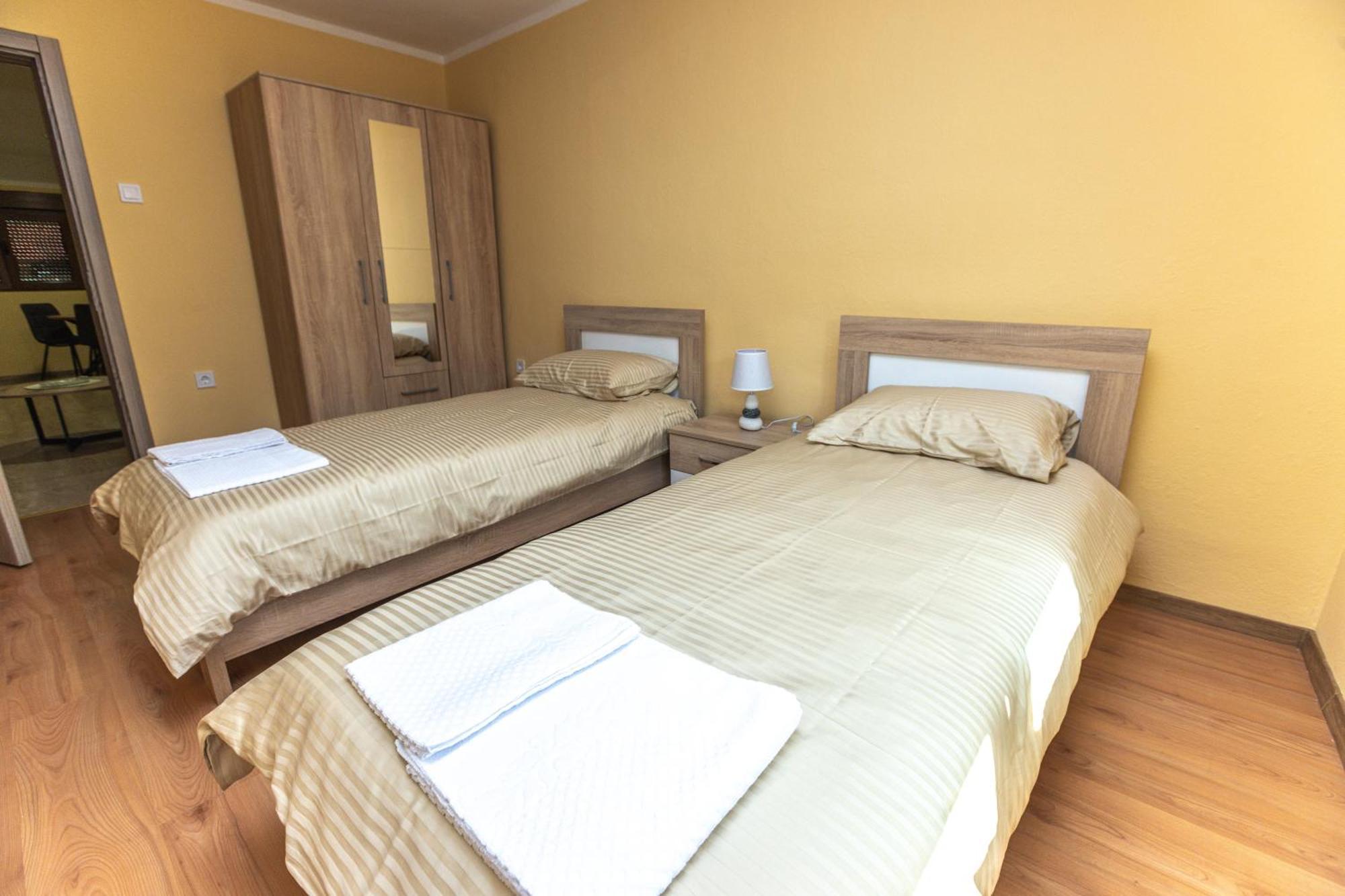 Apartmani Bulevar سيتينيي المظهر الخارجي الصورة